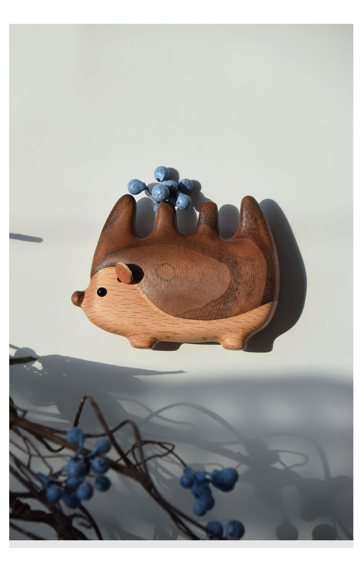 Original design，Original wood，lovely，Little Hedgehog，Bionics Design ，