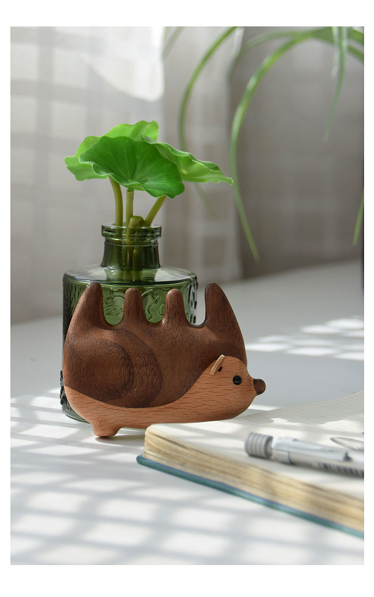 Original design，Original wood，lovely，Little Hedgehog，Bionics Design ，