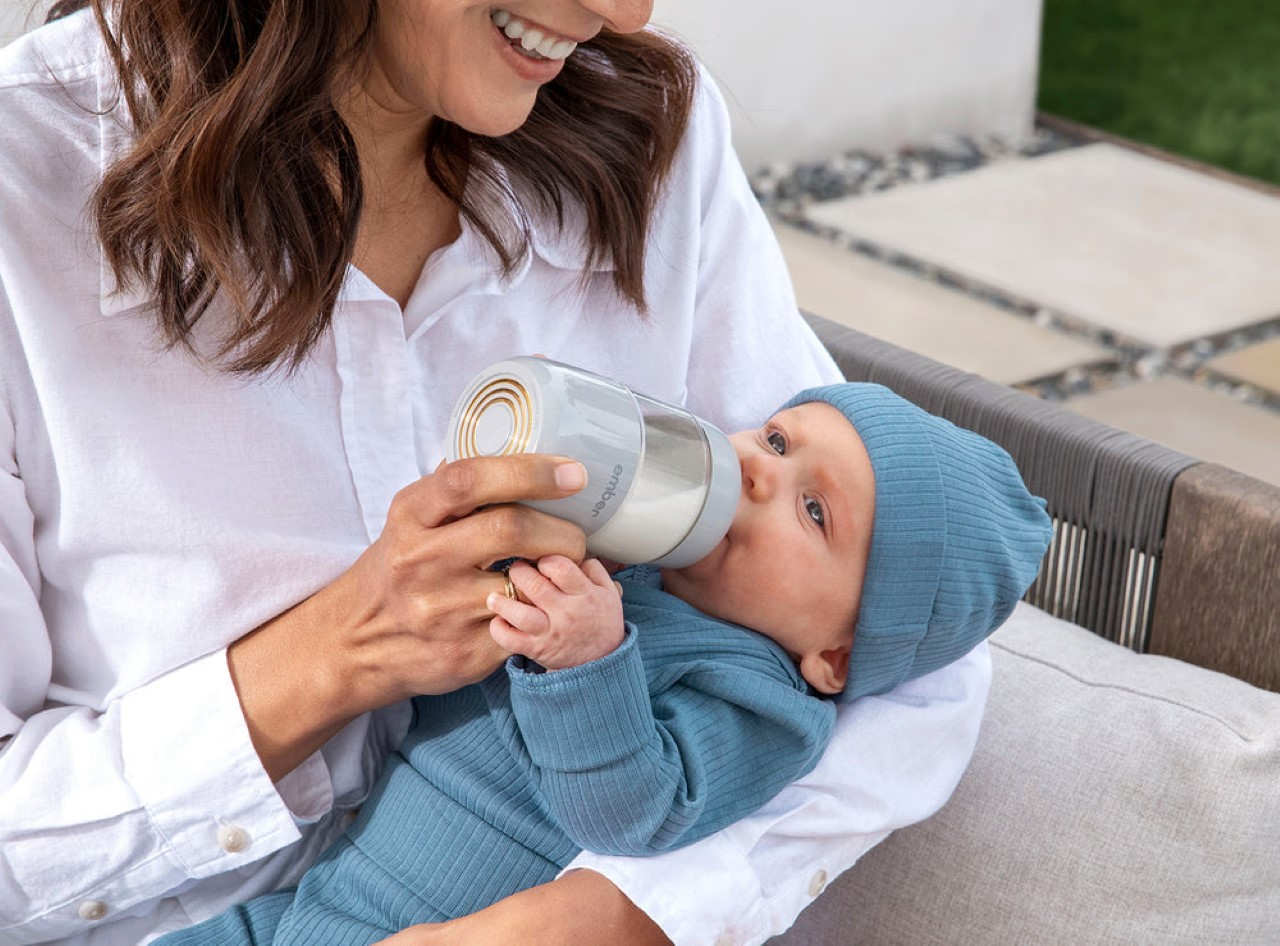 intelligence，feeding bottle，product design，Appearance design，