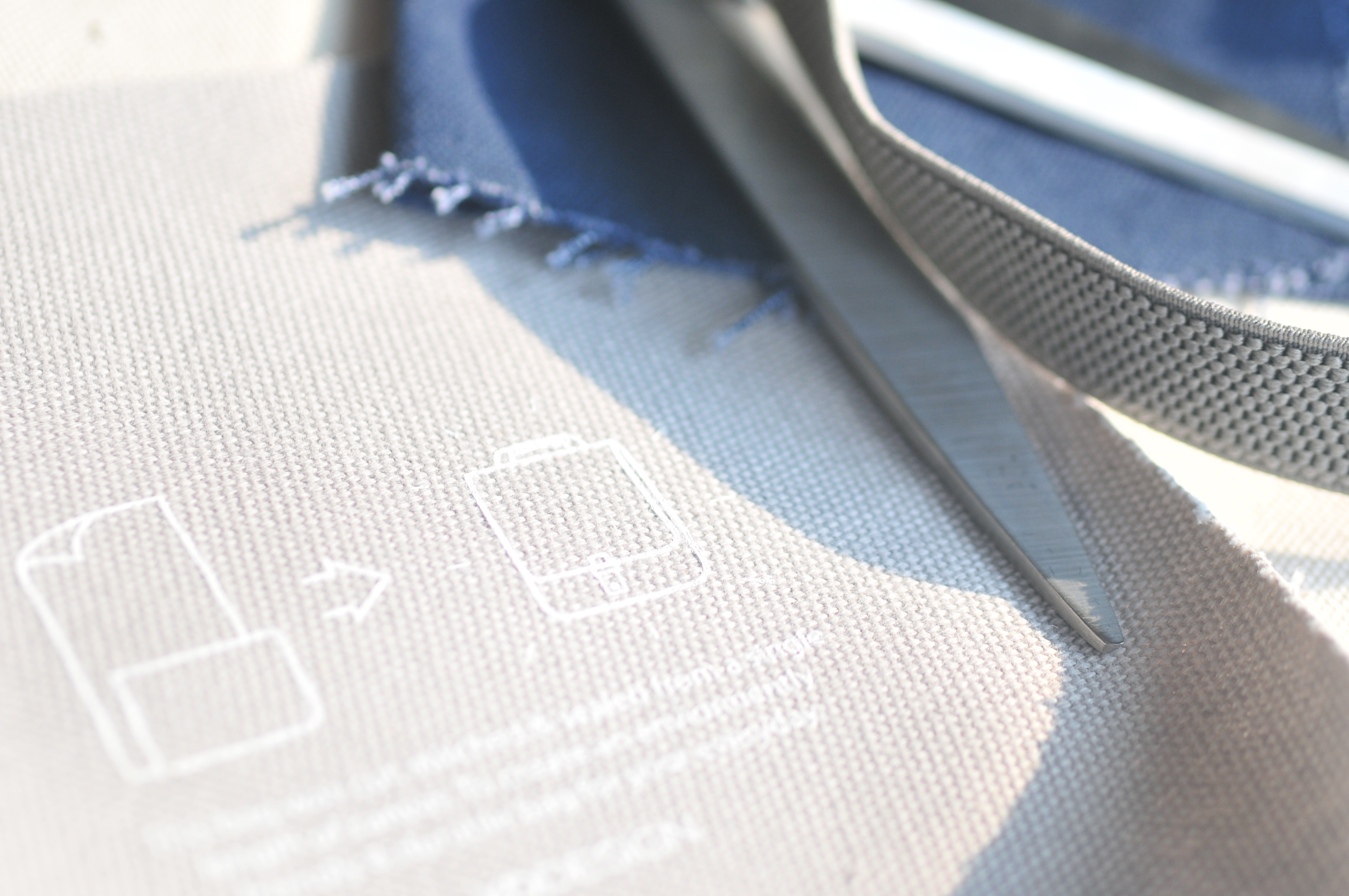 knapsack，product design，canvas，