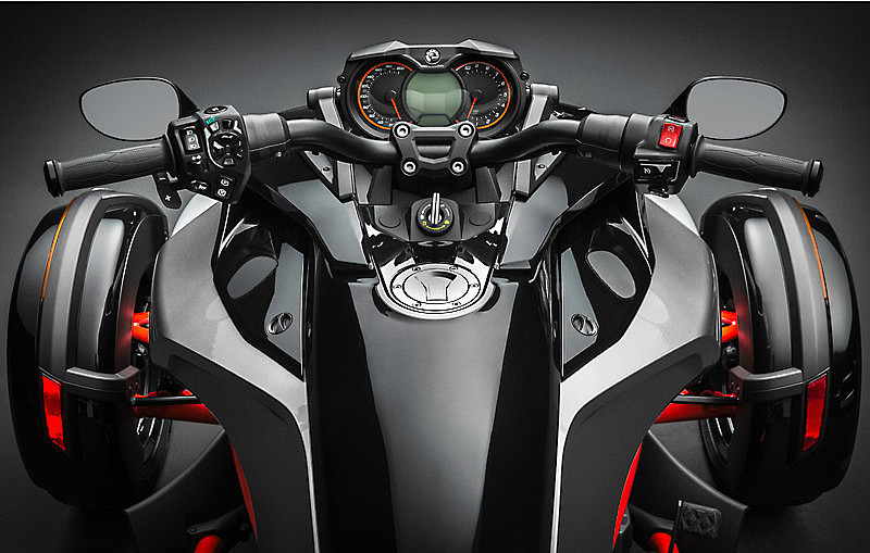 industrial design，product design，vehicle，motorcycle，Bombardier，