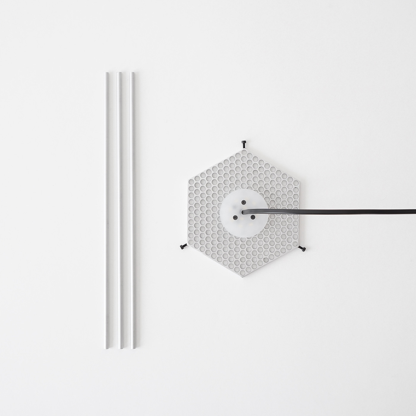 Lander Lamp，white，aluminium，lamps and lanterns，