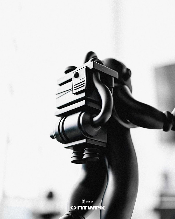 Garage Kit，astronaut，Appearance design，delicate，IP hand office，