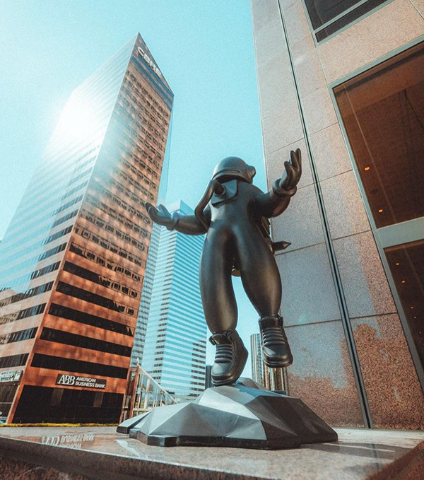 Garage Kit，astronaut，Appearance design，delicate，IP hand office，