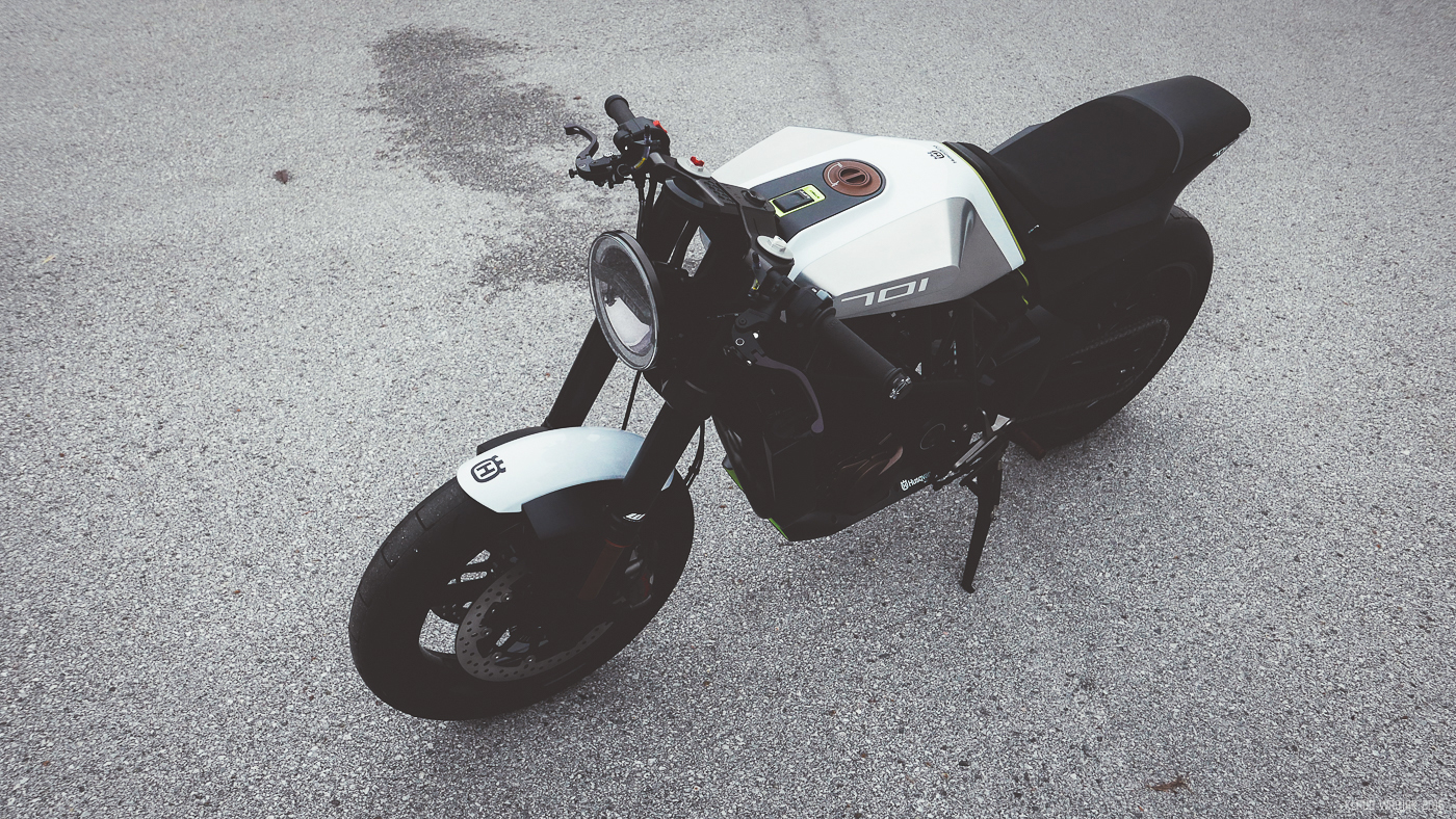 Husqvarna，motorcycle，vehicle，