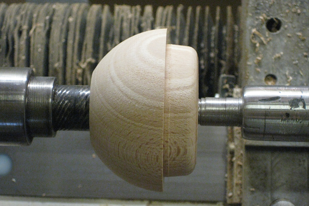 Pill container，wood，naughty，