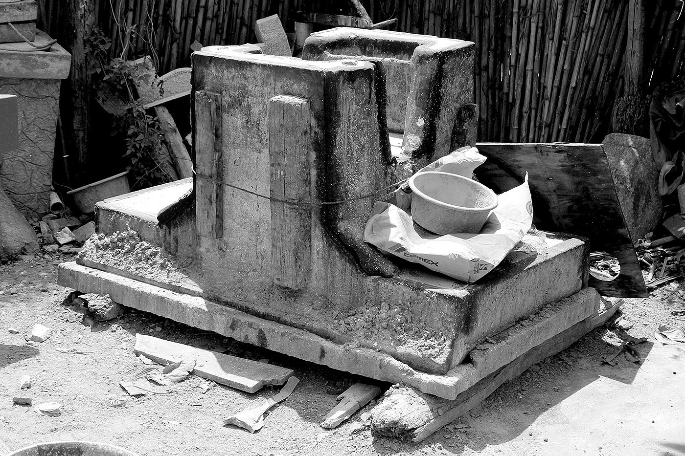 PILA，water tank，Marble，Cement mixture，