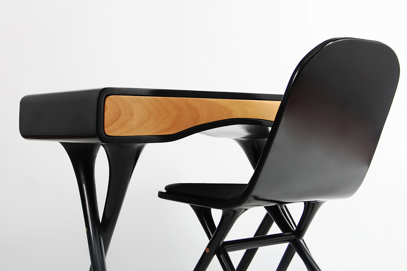 Table，combination，to work in an office，