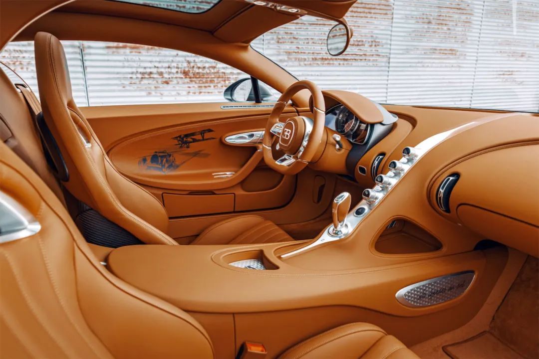 senior，Interior，automobile，texture of material，texture，