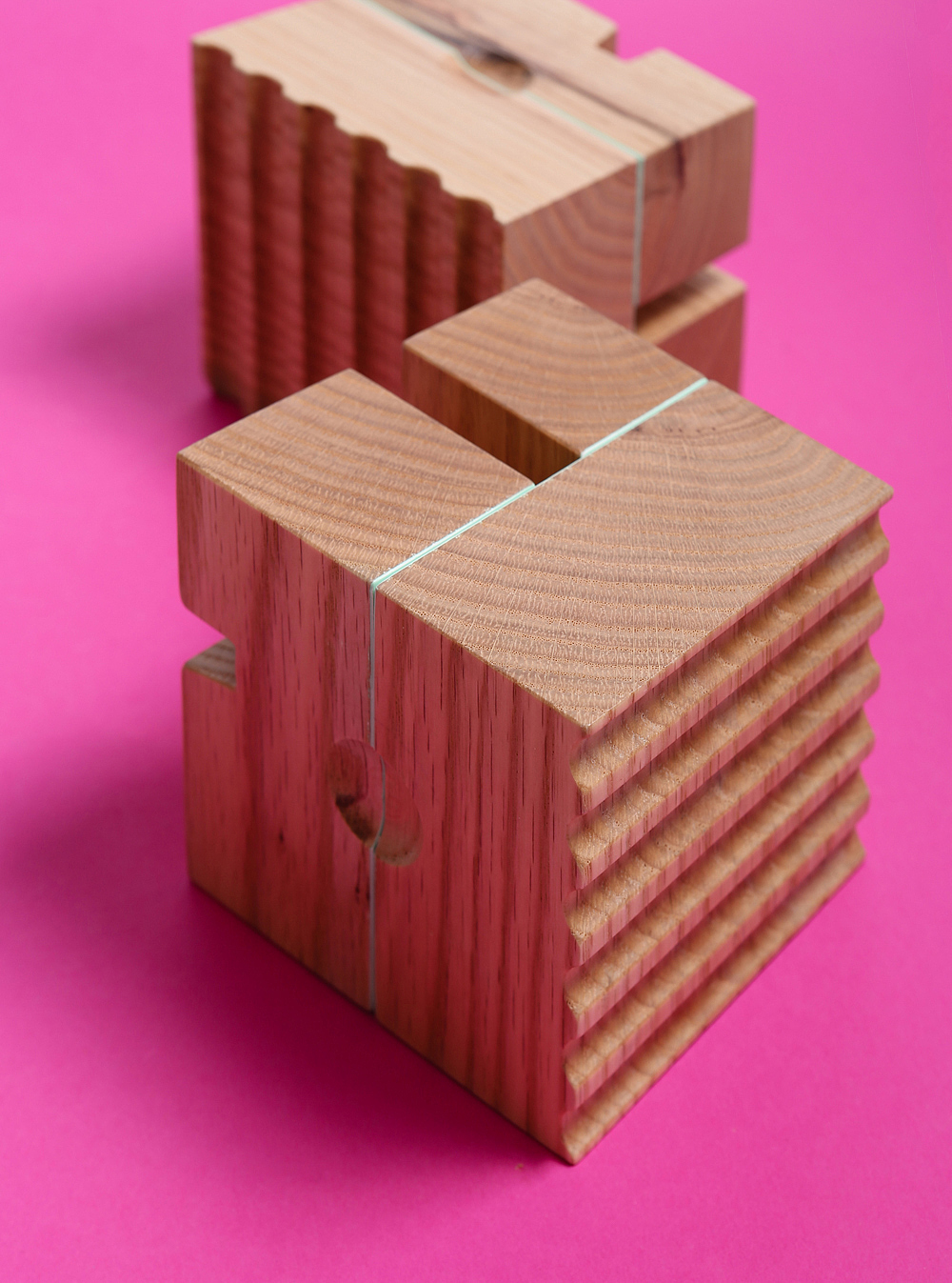 Tool design，Desktop storage，wood，Office efficiency，