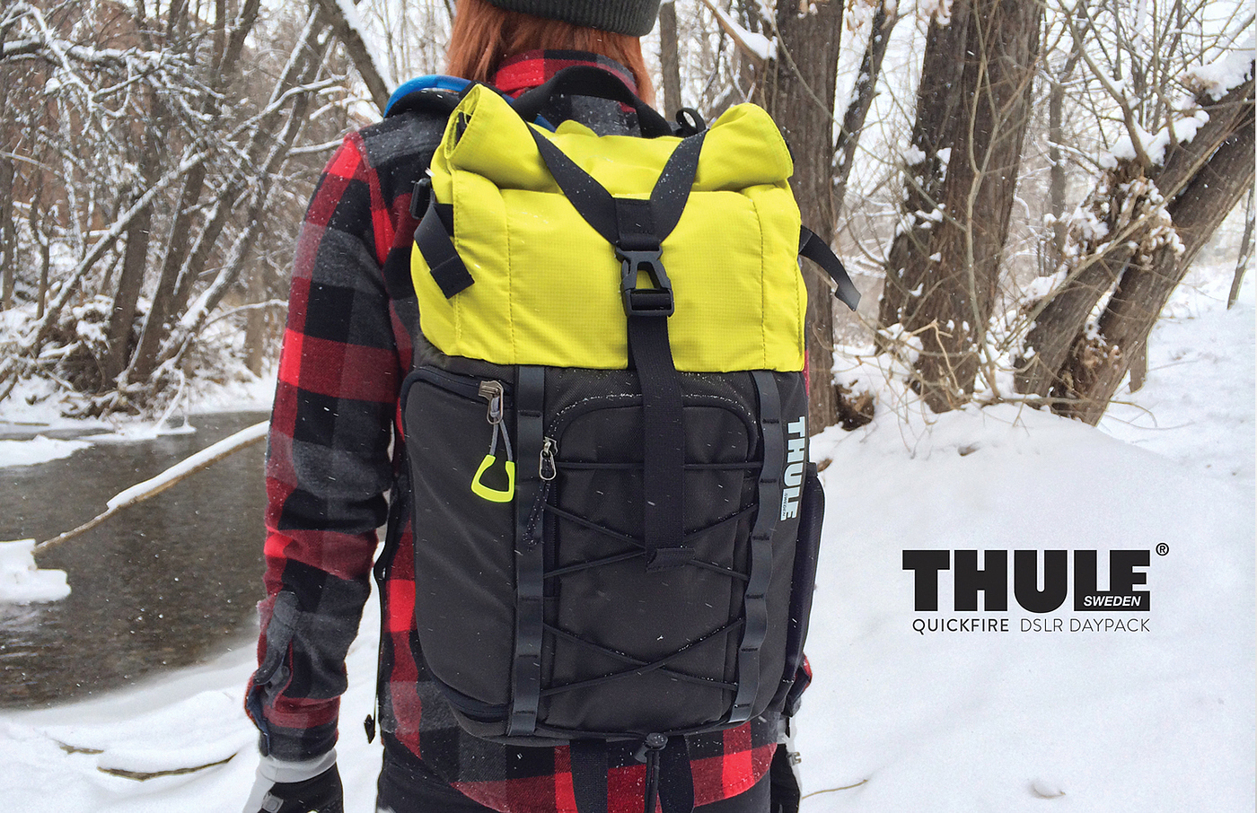knapsack，fashion，DSLR，outdoors，on foot，Hand drawn，
