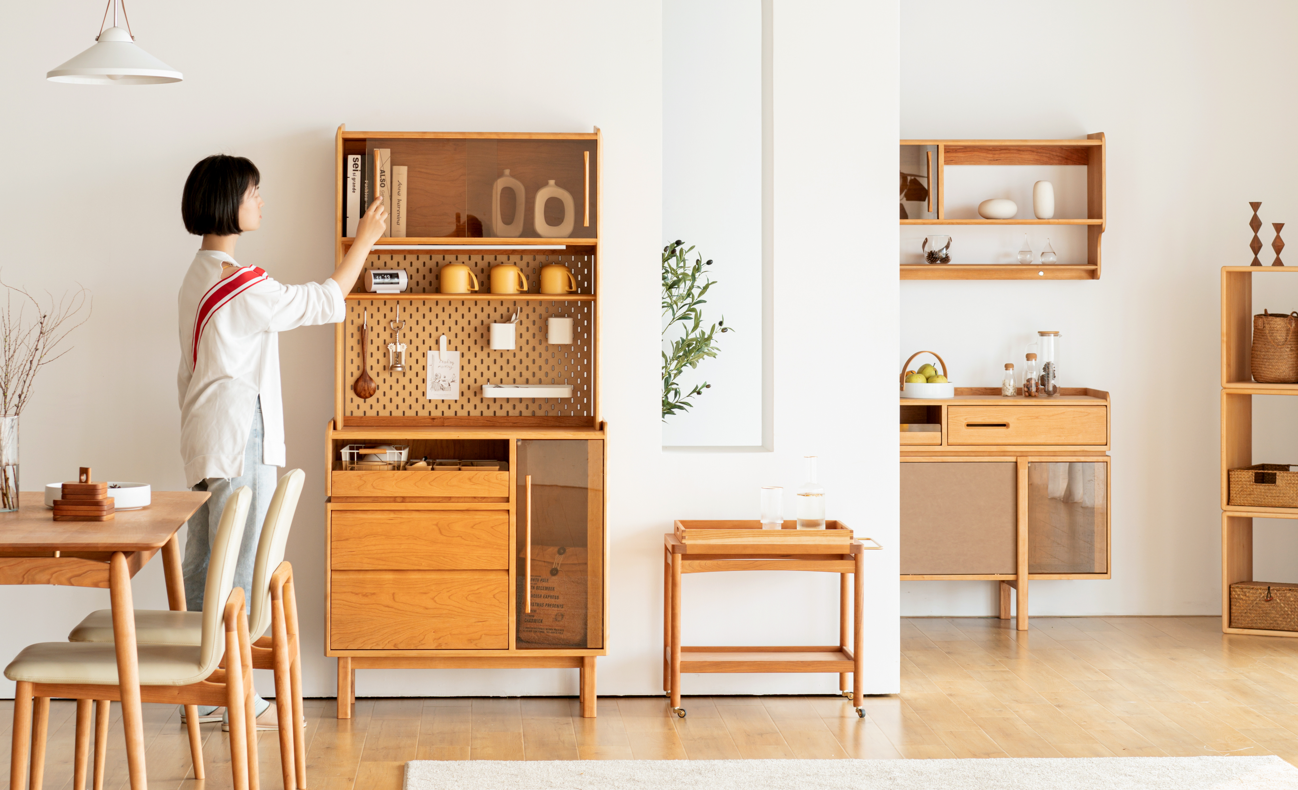 Solid wood furniture，furniture design ，Cherry wood furniture，Side cabinet，Sideboard，product design，