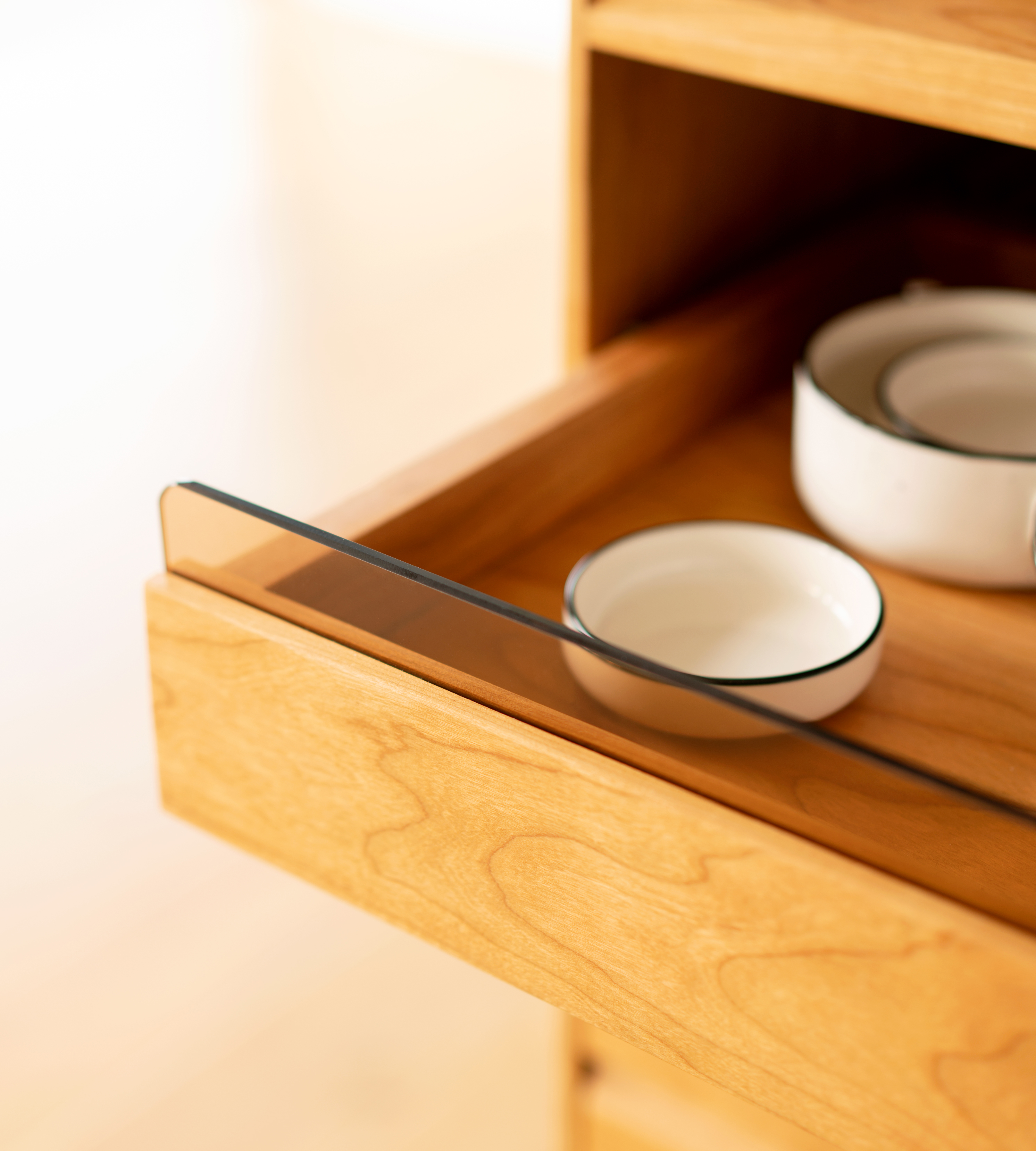 Solid wood furniture，furniture design ，Cherry wood furniture，Side cabinet，Sideboard，product design，