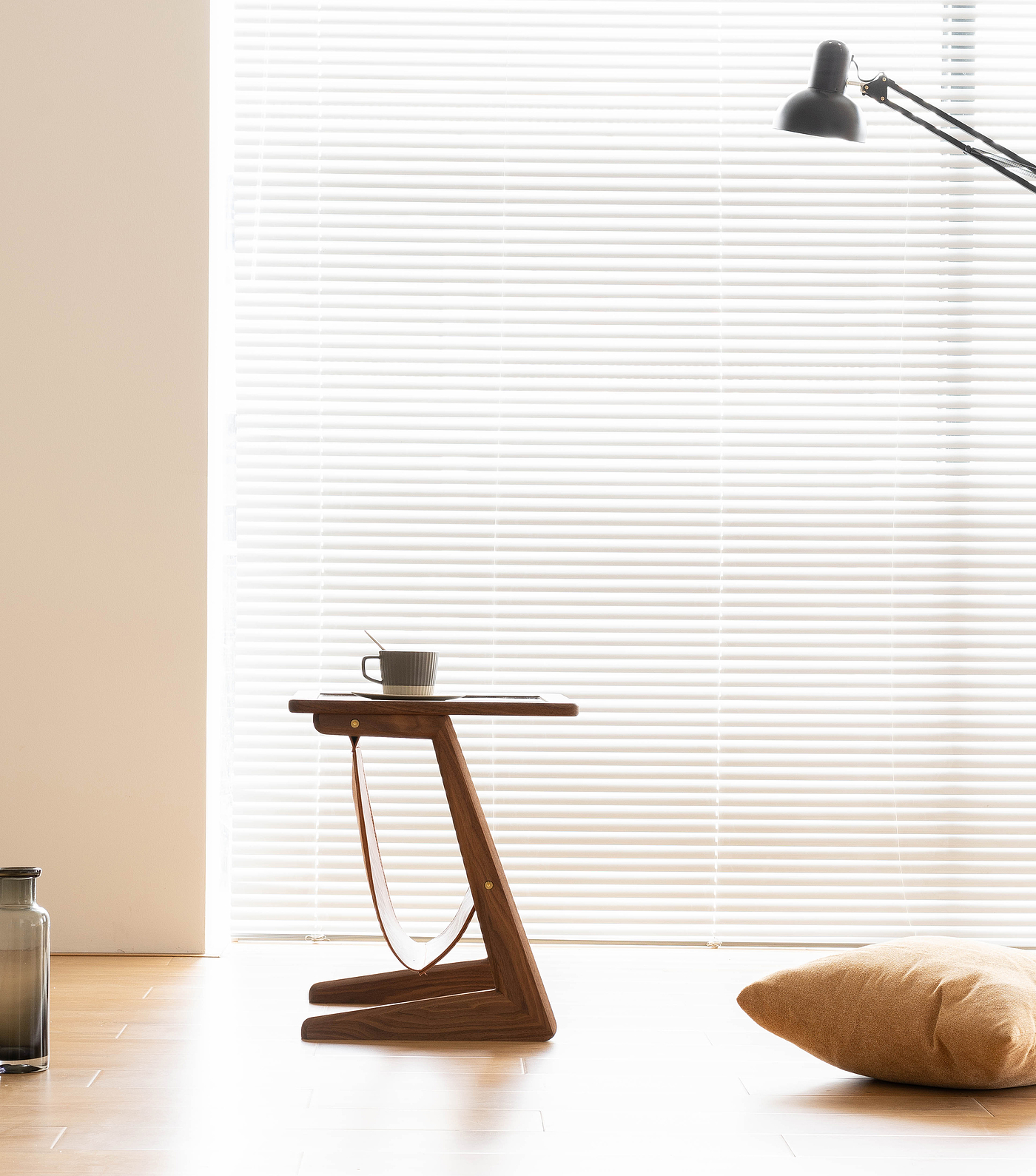 Solid wood furniture，furniture design ，Cherry wood furniture，product design，Side table，bedside cupboard，