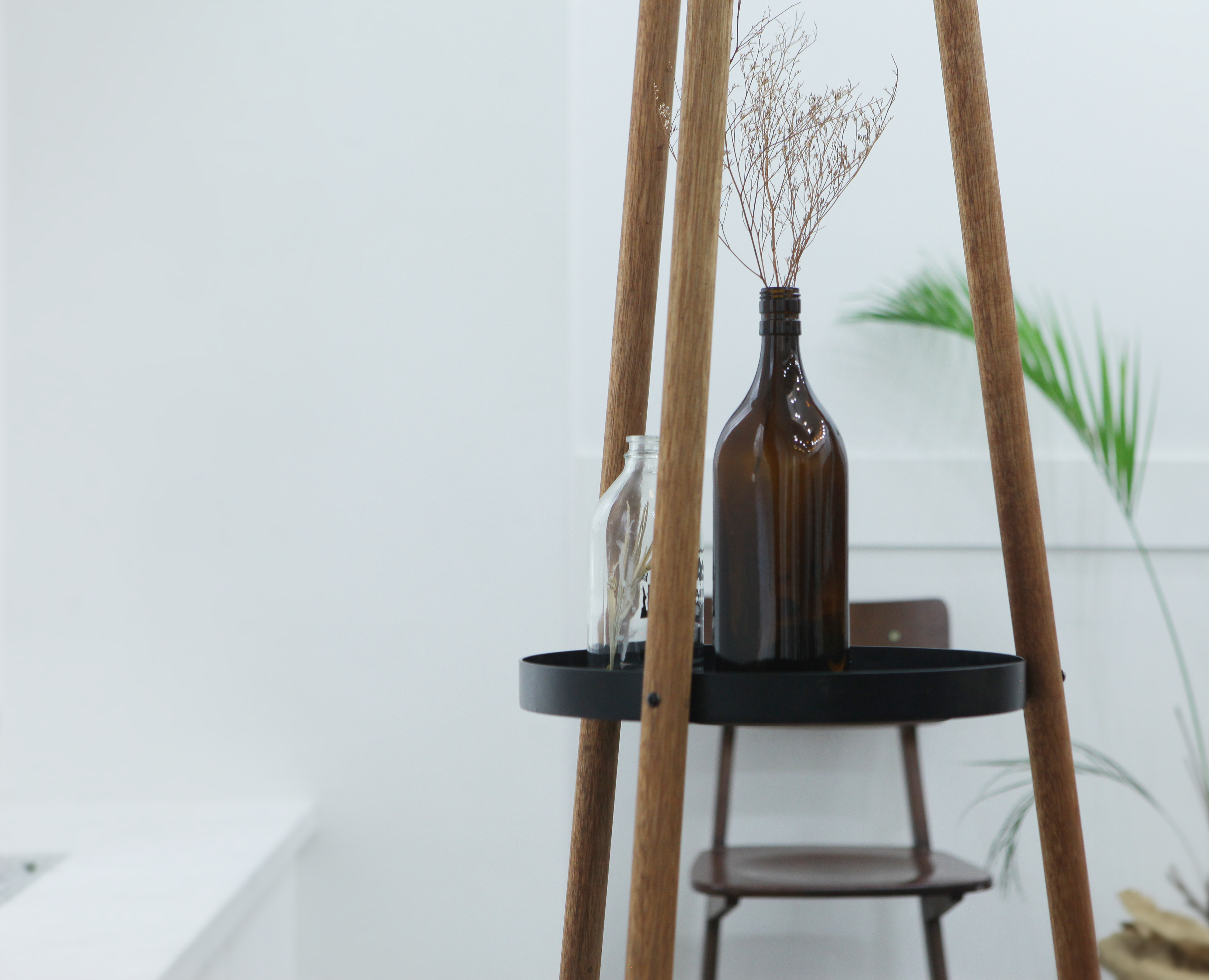 Floor lamp，Celator.，product design，woodiness，