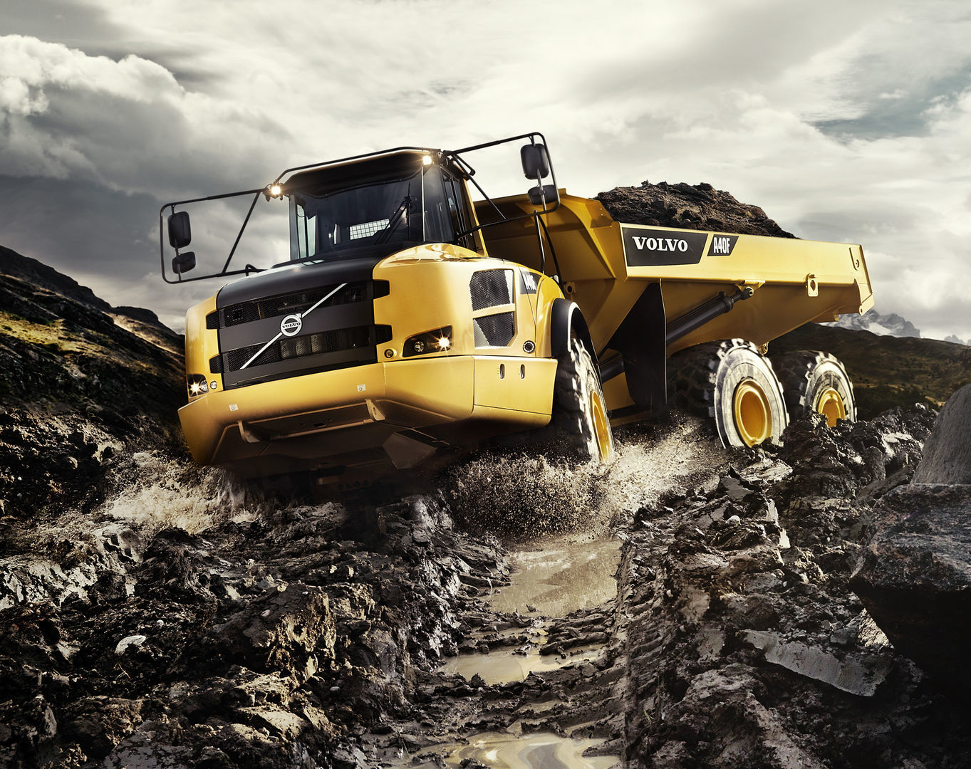 industrial design，vehicle，transport，construction machinery，heavy industry，mine，truck，Volvo，