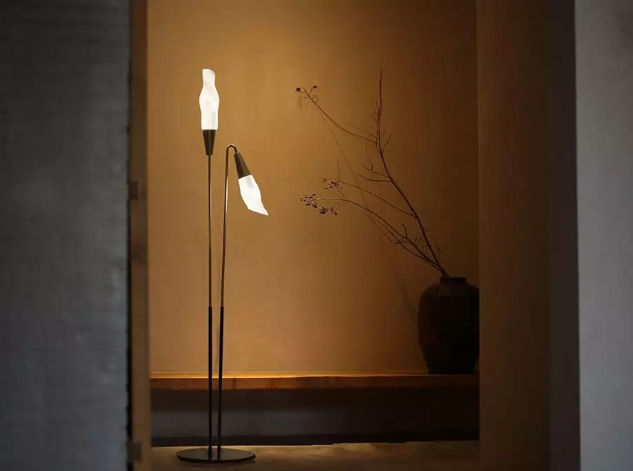 the Imperial Palace，Hanfu，Chinese style clothing，museum，Qifeng lamp，