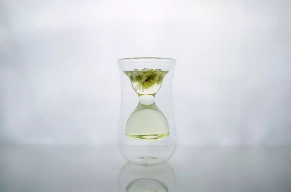 the Imperial Palace，Hanfu，Chinese style clothing，museum，Qifeng lamp，