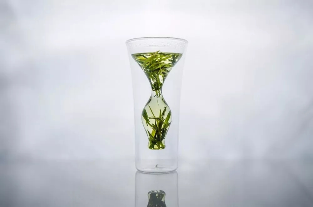 the Imperial Palace，Hanfu，Chinese style clothing，museum，Qifeng lamp，