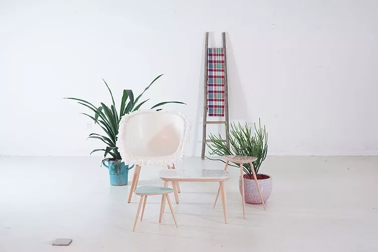 the Imperial Palace，Hanfu，Chinese style clothing，museum，Qifeng lamp，