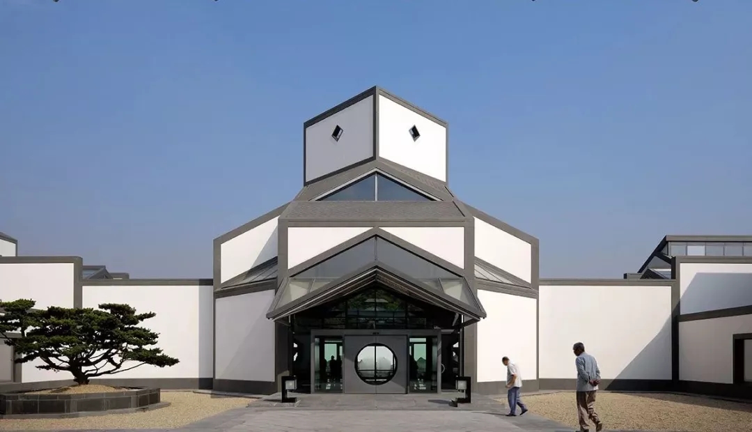 the Imperial Palace，Hanfu，Chinese style clothing，museum，Qifeng lamp，