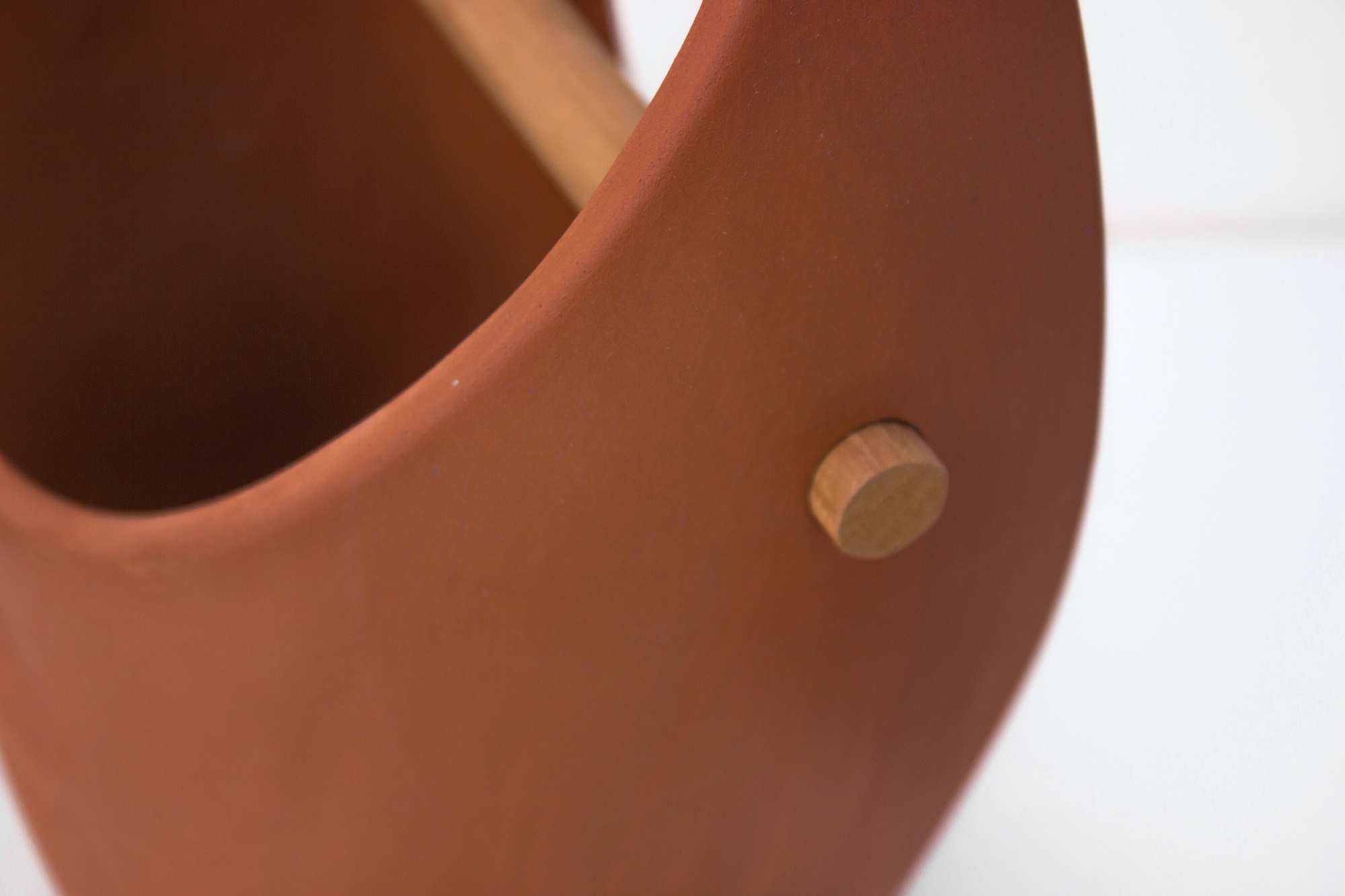 lamps and lanterns，manual，portable，texture of material，