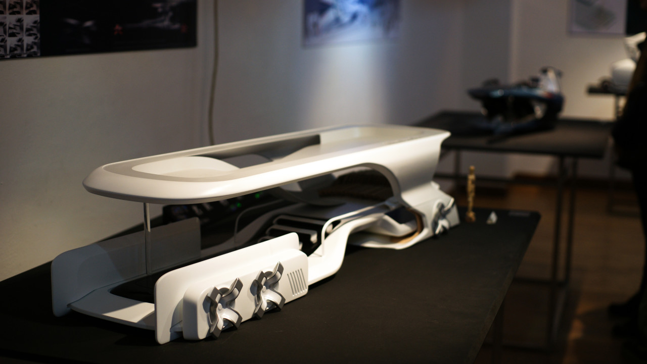 automobile，Driverless，Travel，outdoors，Driverless car，