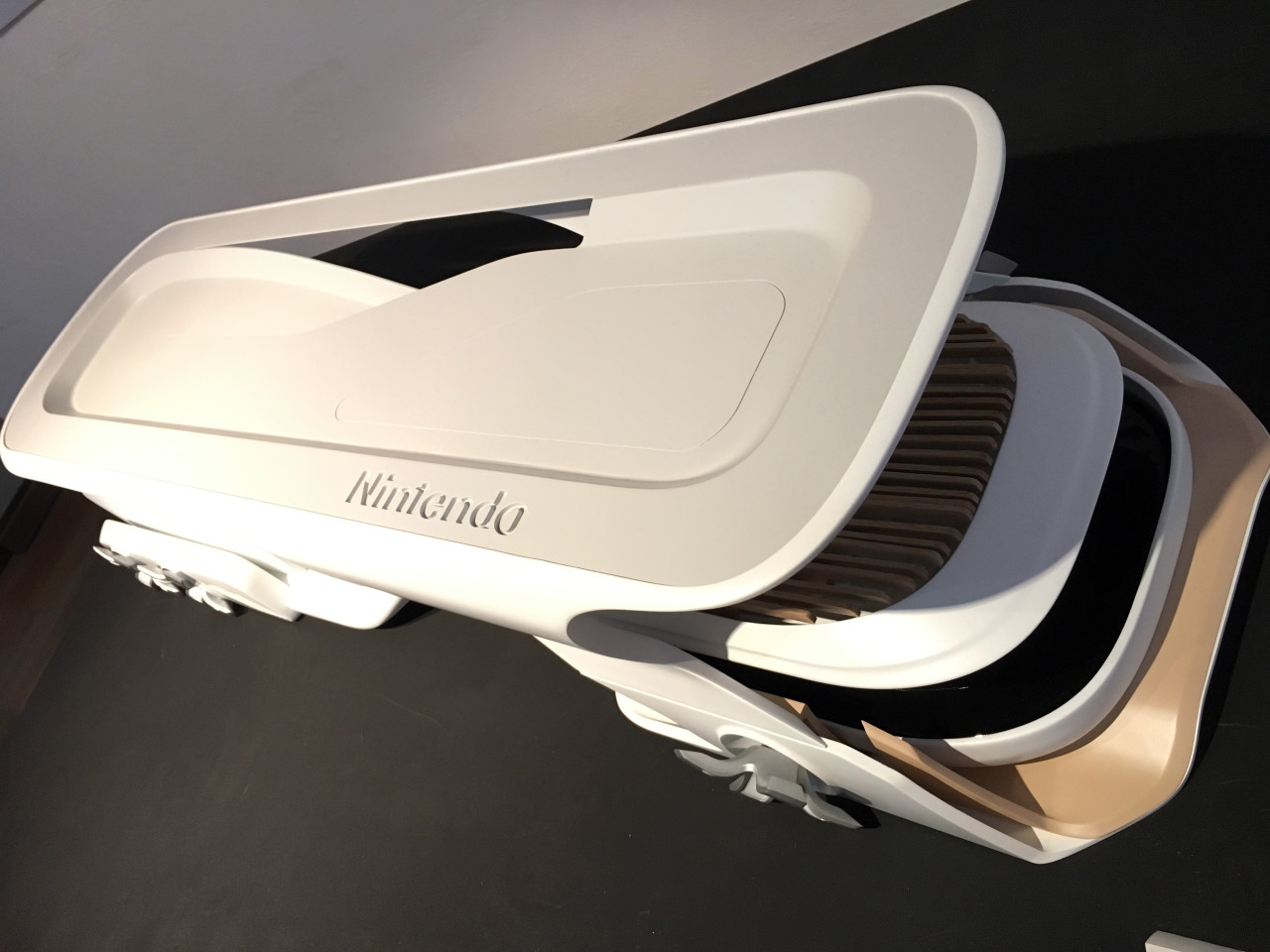 automobile，Driverless，Travel，outdoors，Driverless car，