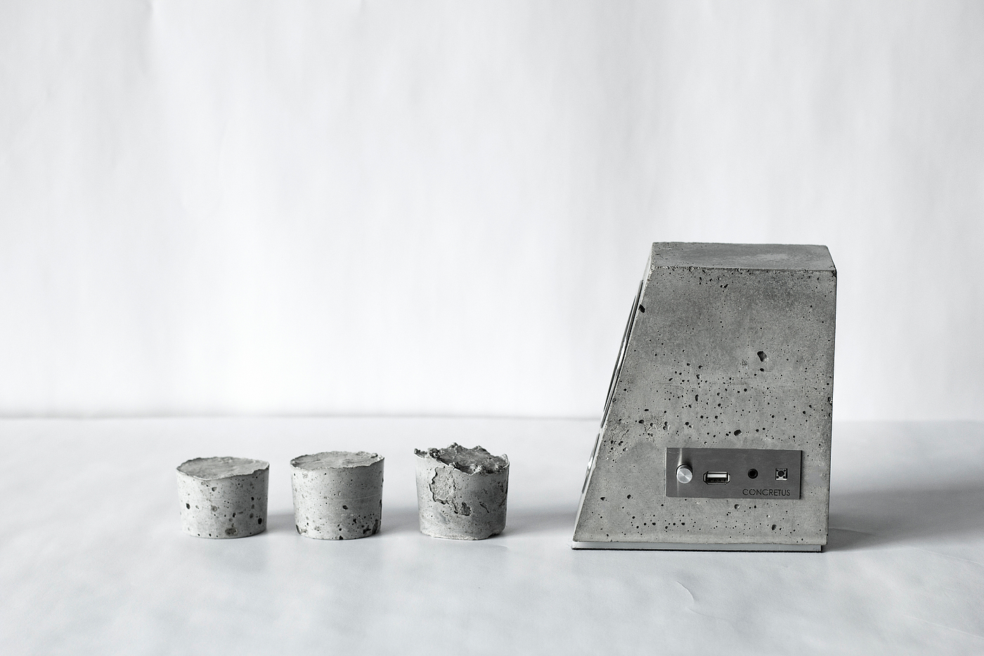 concrete，loudspeaker box，Bluetooth，Digital intelligence，