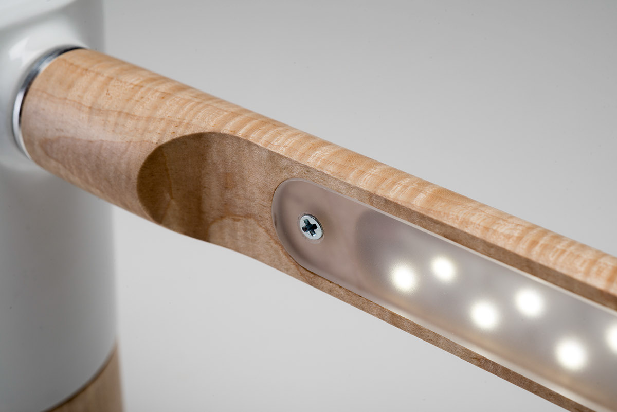 furniture design ，Desk lamp，wood，