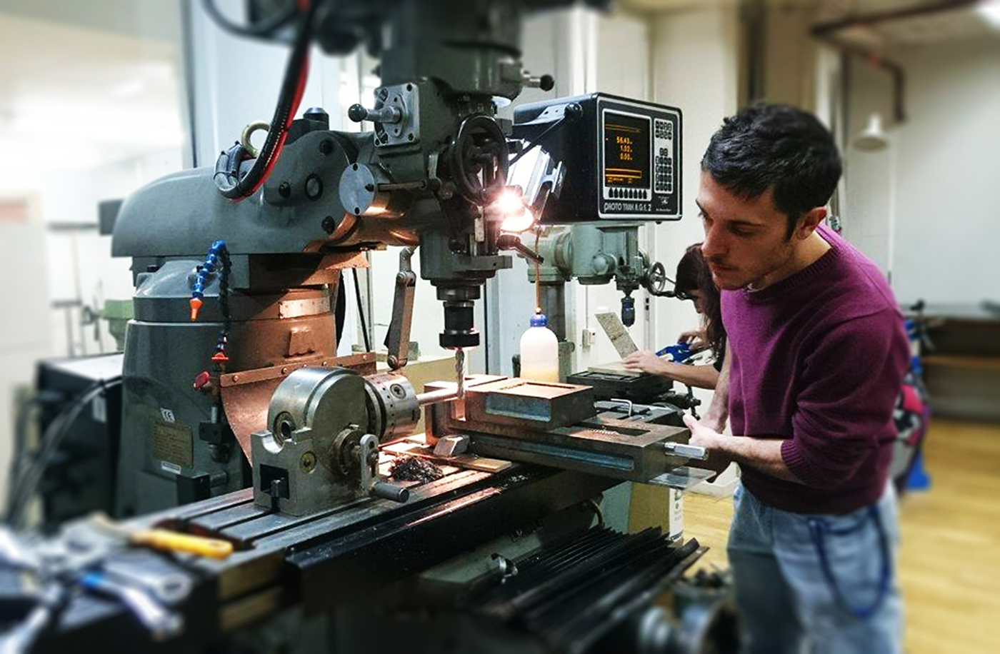 furniture design ，Metal，Wood ash，