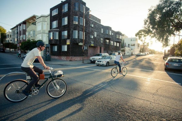 industrial design，Ride，Retro，life，Electric bicycle，