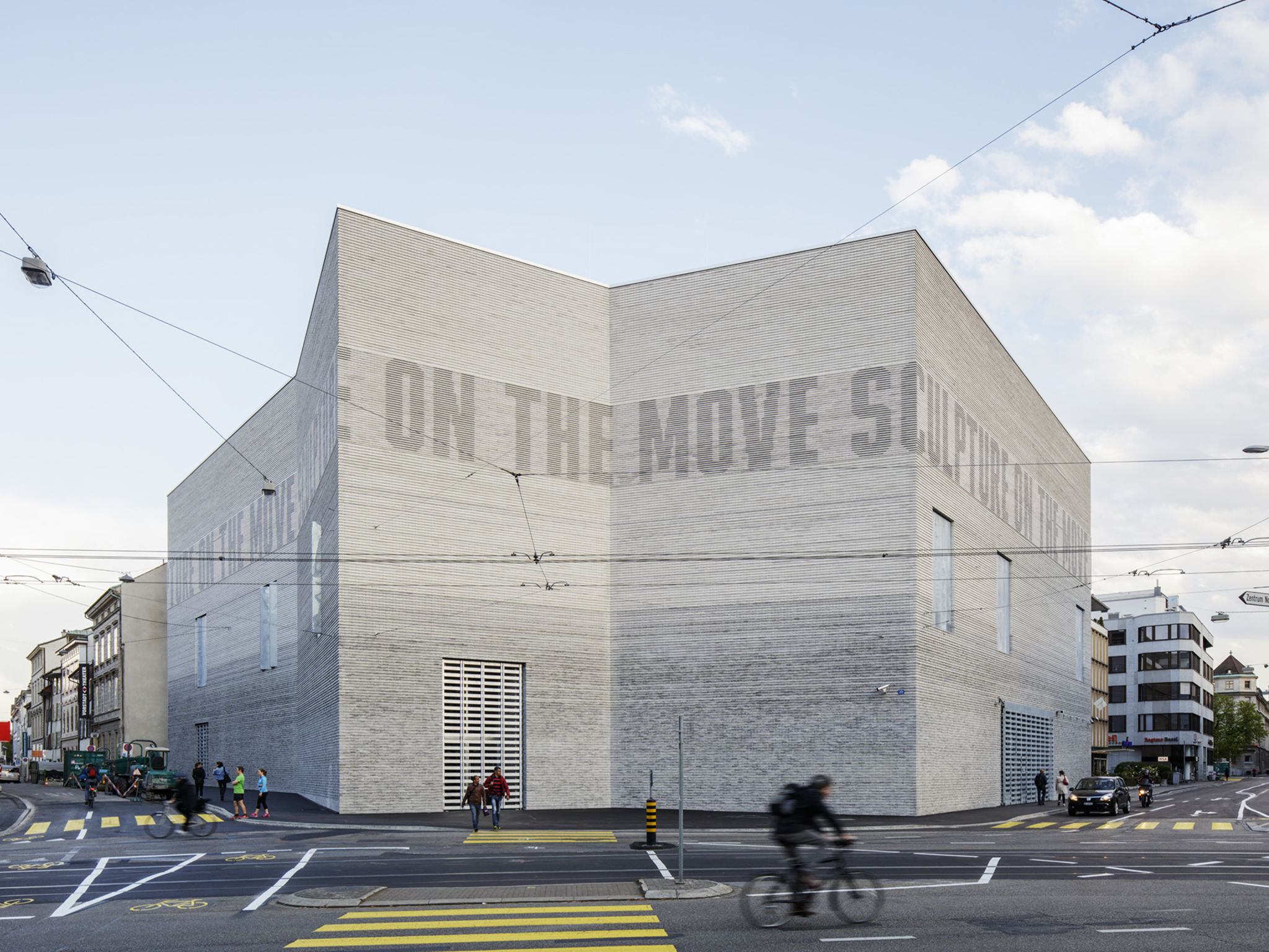 2017if Gold Award，Light Friez，Art Museum Basel, Switzerland，