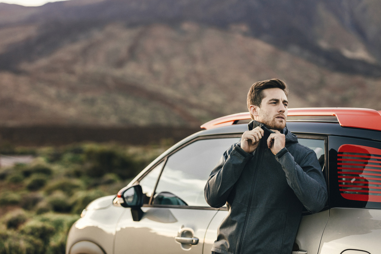 traffic，Travel，motion，automobile，outdoors，