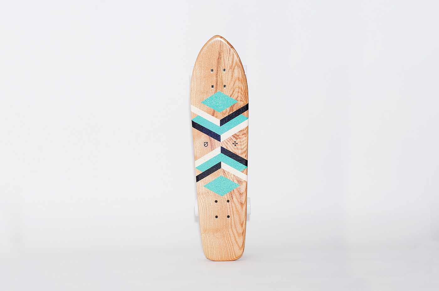 ATYPICAL，graphical，colour，Skate，