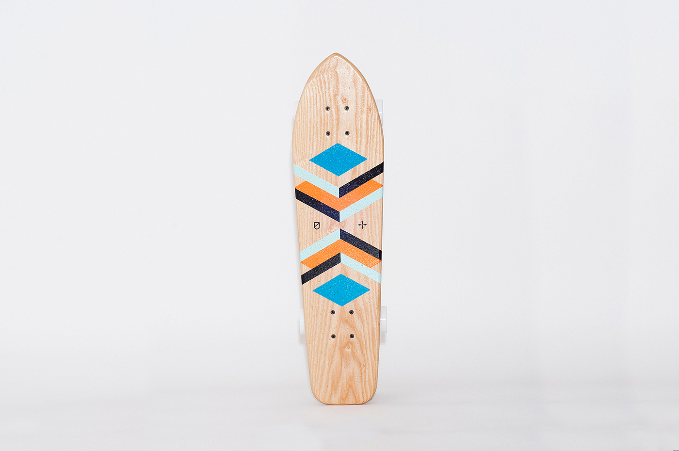 ATYPICAL，graphical，colour，Skate，