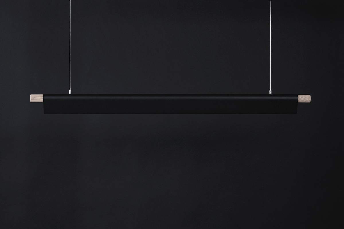 a chandelier，lamps and lanterns，Desk lamp，texture of material，workmanship，black，