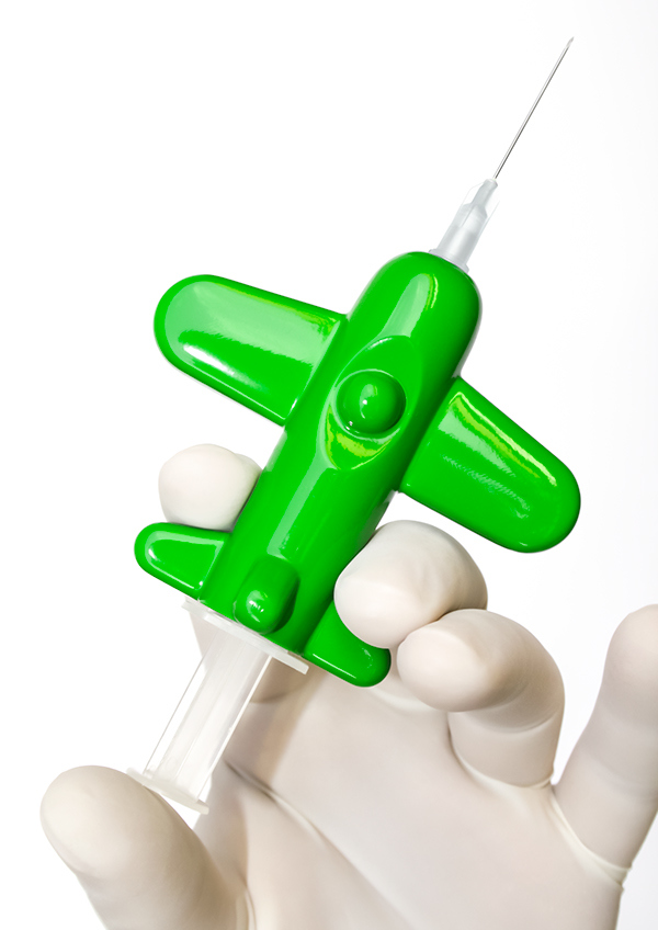 medical care，children，Syringe，aircraft，healthy，