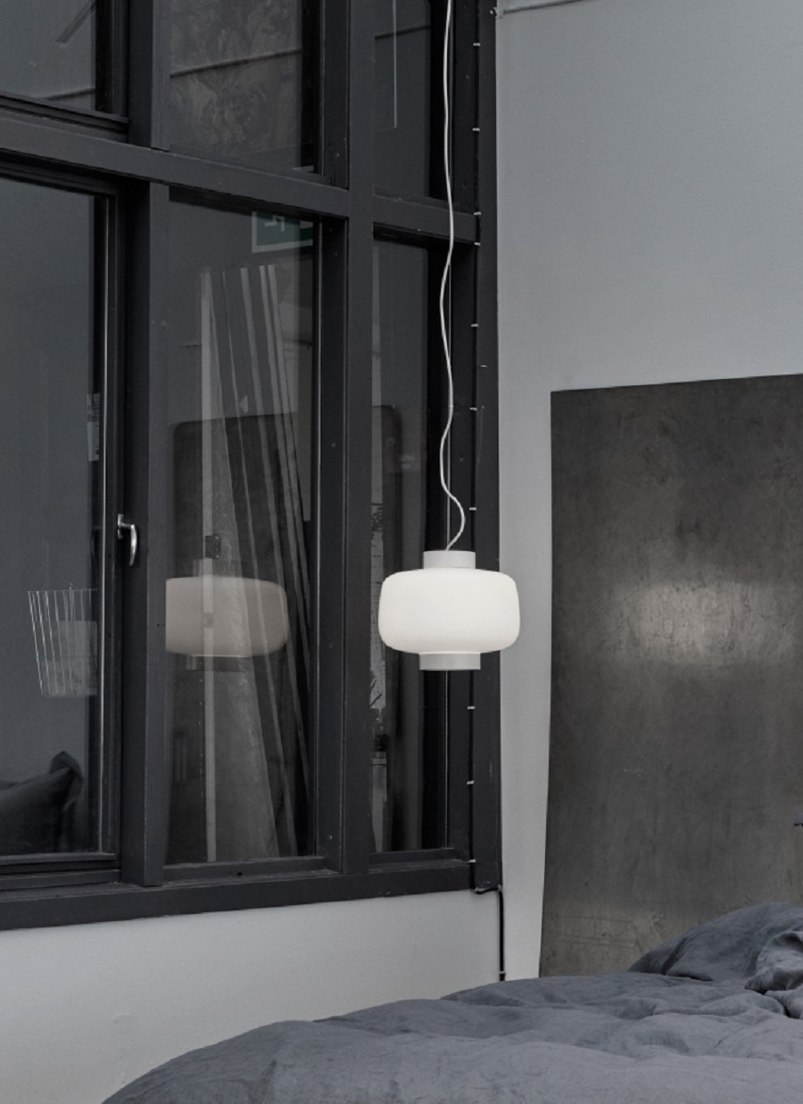 lamps and lanterns，Minimalist，a chandelier，Japanese rice paper lanterns，Glass，