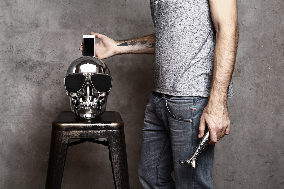 human skeleton，Bluetooth，sound，music，Alternative，