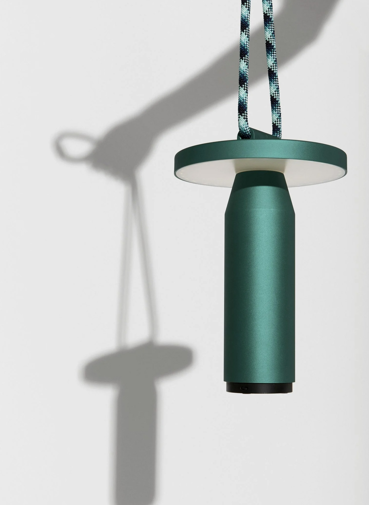 Desk lamp，Appearance design，product design，delicate，