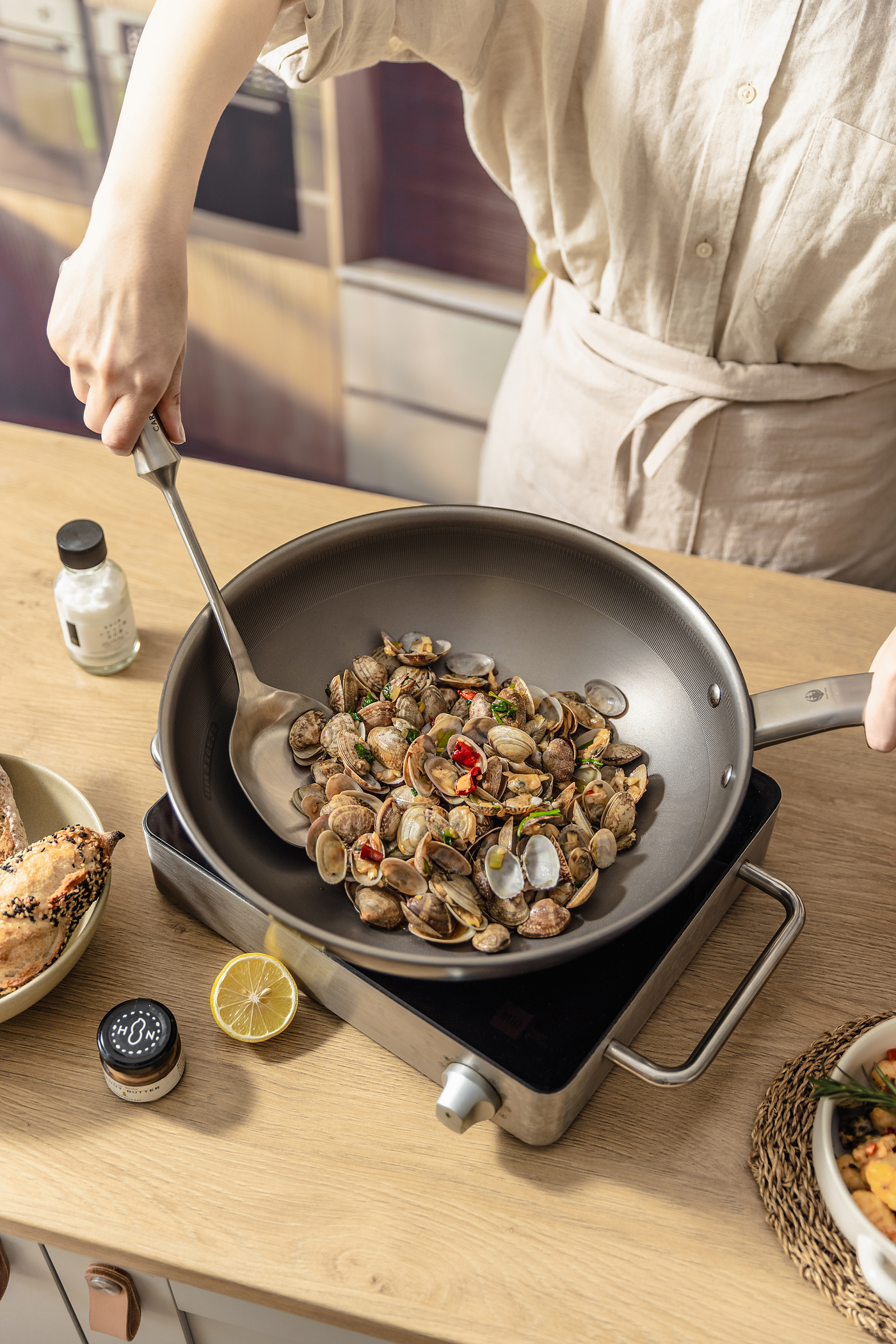 Wok design, non-stick pan design，