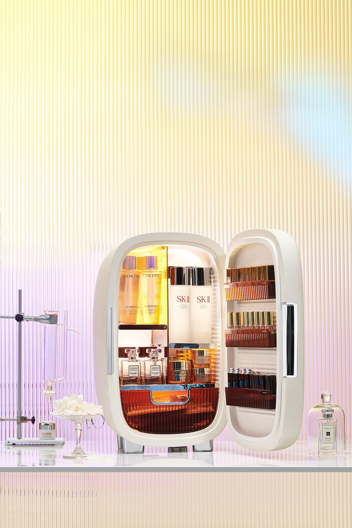 Red design，product design，Rhett Design Products，Beauty refrigerator，
