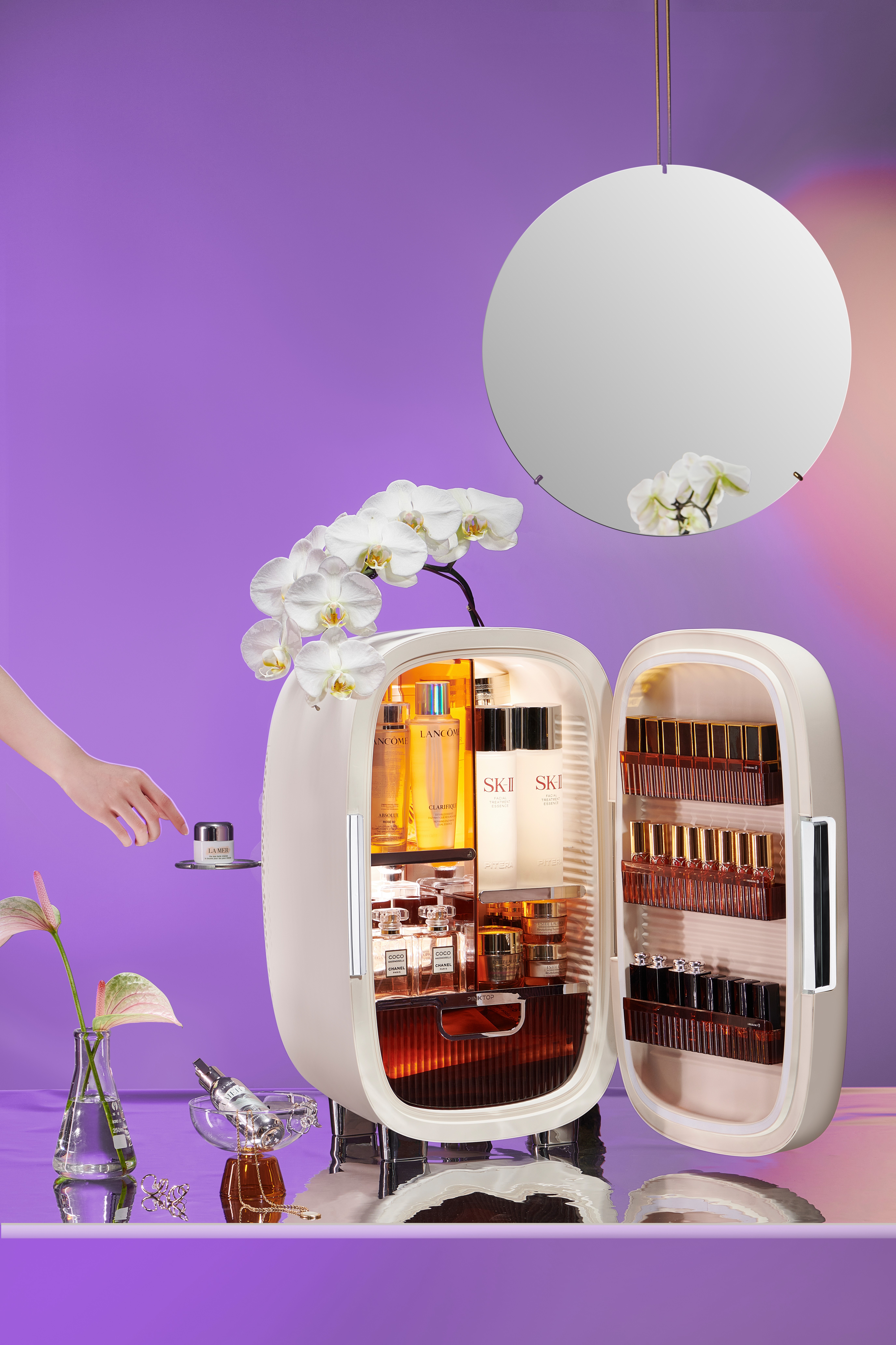 Red design，product design，Rhett Design Products，Beauty refrigerator，