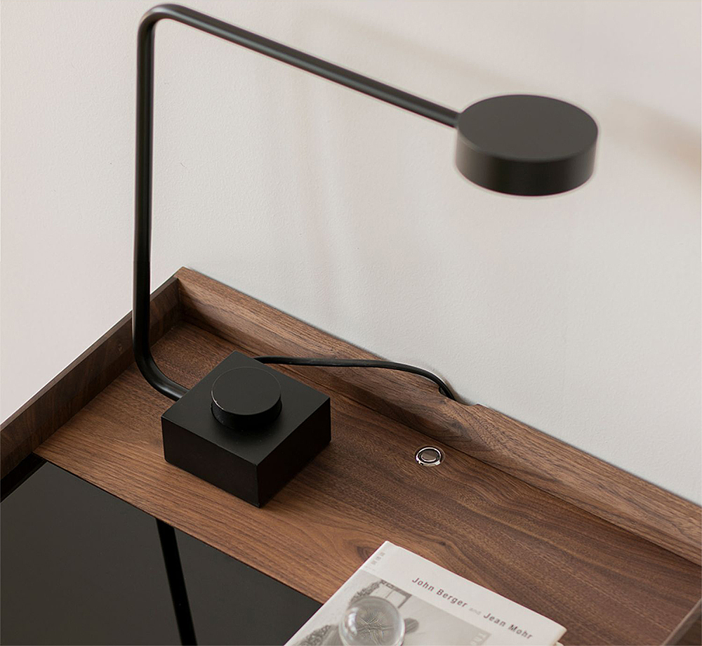 Solid wood furniture，furniture design ，product design，indoor，bedside cupboard，Night light，