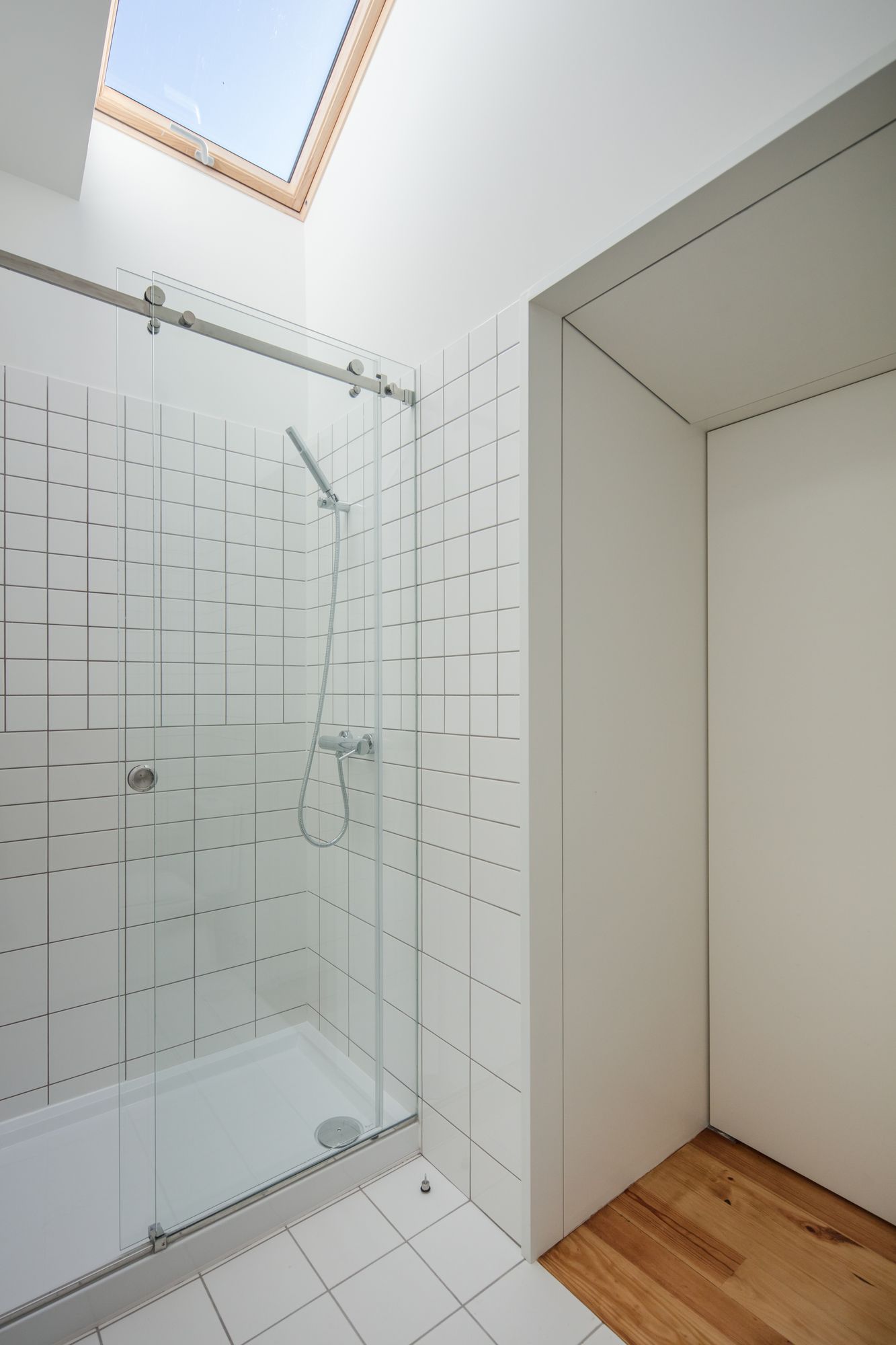 live，space，Line segmentation，