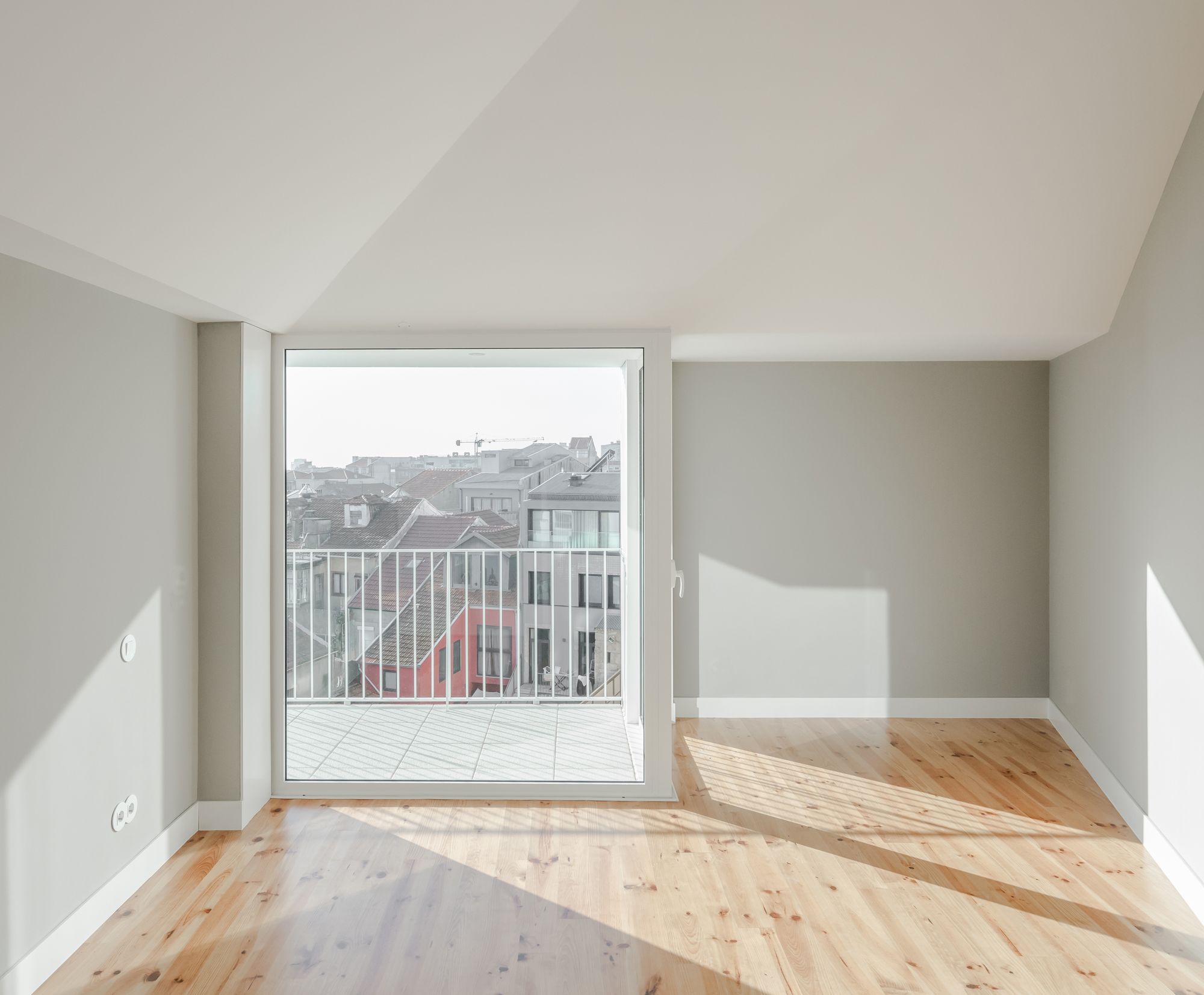 live，space，Line segmentation，