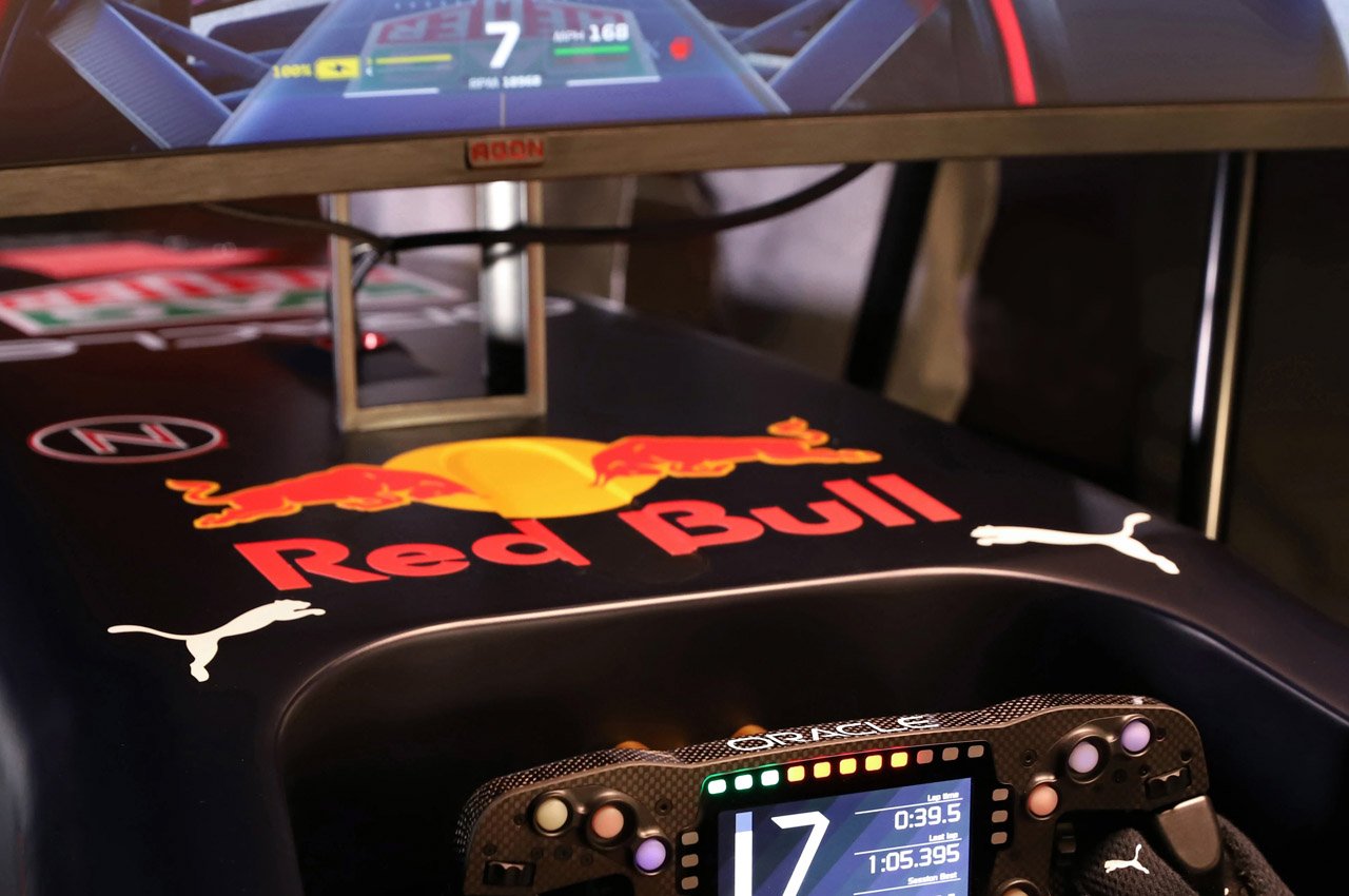 F1 racing，Appearance design，simulator，Cool，
