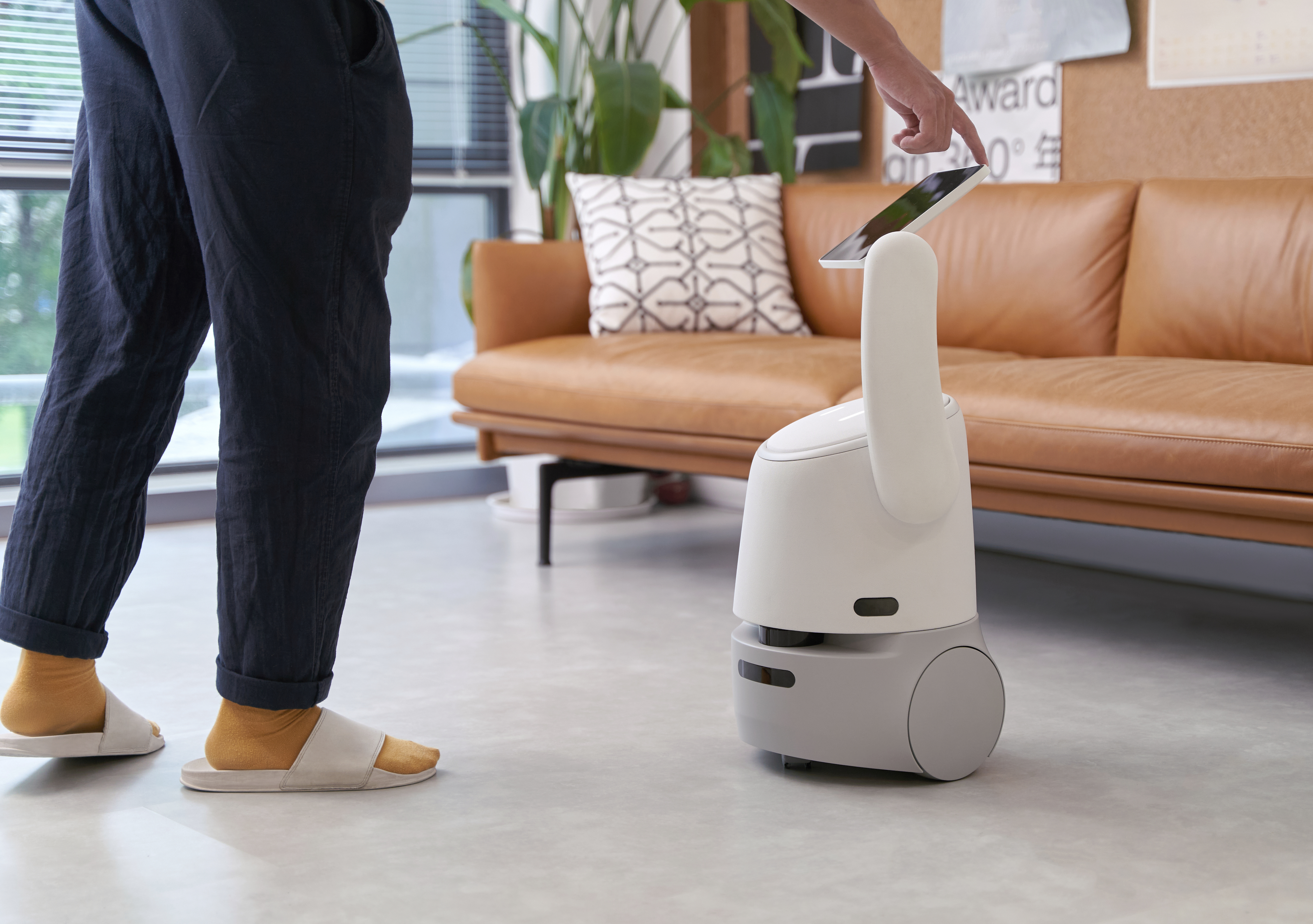 robot，robot，LEAPX，LEAPX，OPPO，OPPO，Home robot，industrial design，Home robot，industrial design，Product definition，innovate，Product definition，innovate，