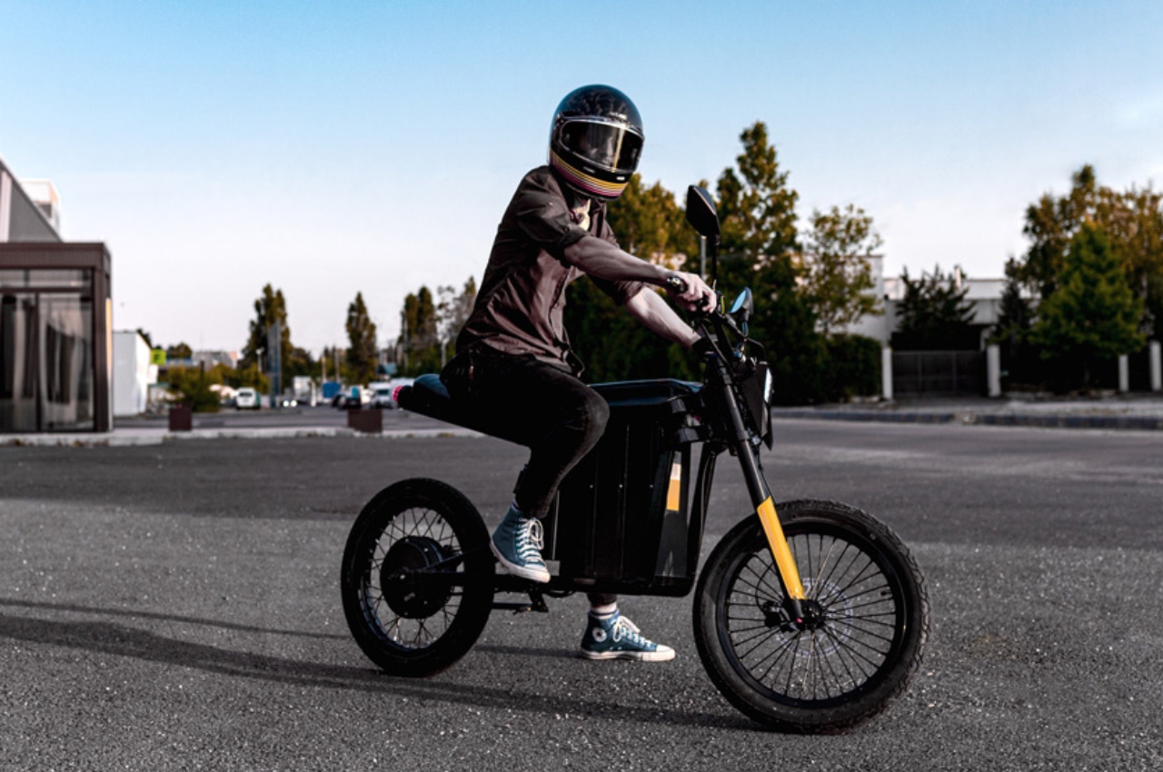 environment protection，Long life，Battery，Travel，